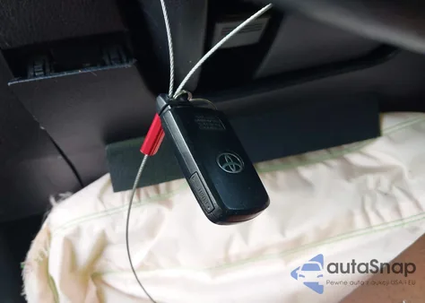 2015 Toyota Rav4 Limited из США, поврежденный, VIN JTMYFREV0FJ033156